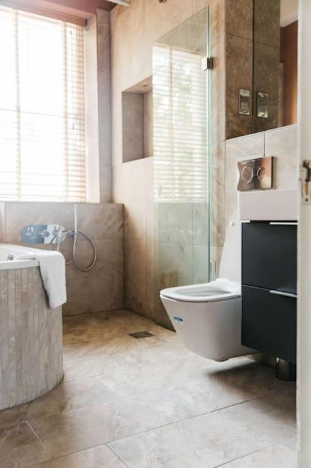 Luxury, Central, Sun-Filled 3 Bed Haven In Bath Eksteriør billede