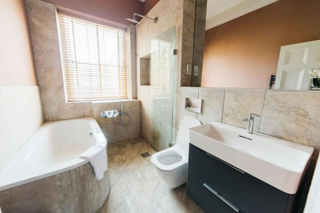 Luxury, Central, Sun-Filled 3 Bed Haven In Bath Eksteriør billede